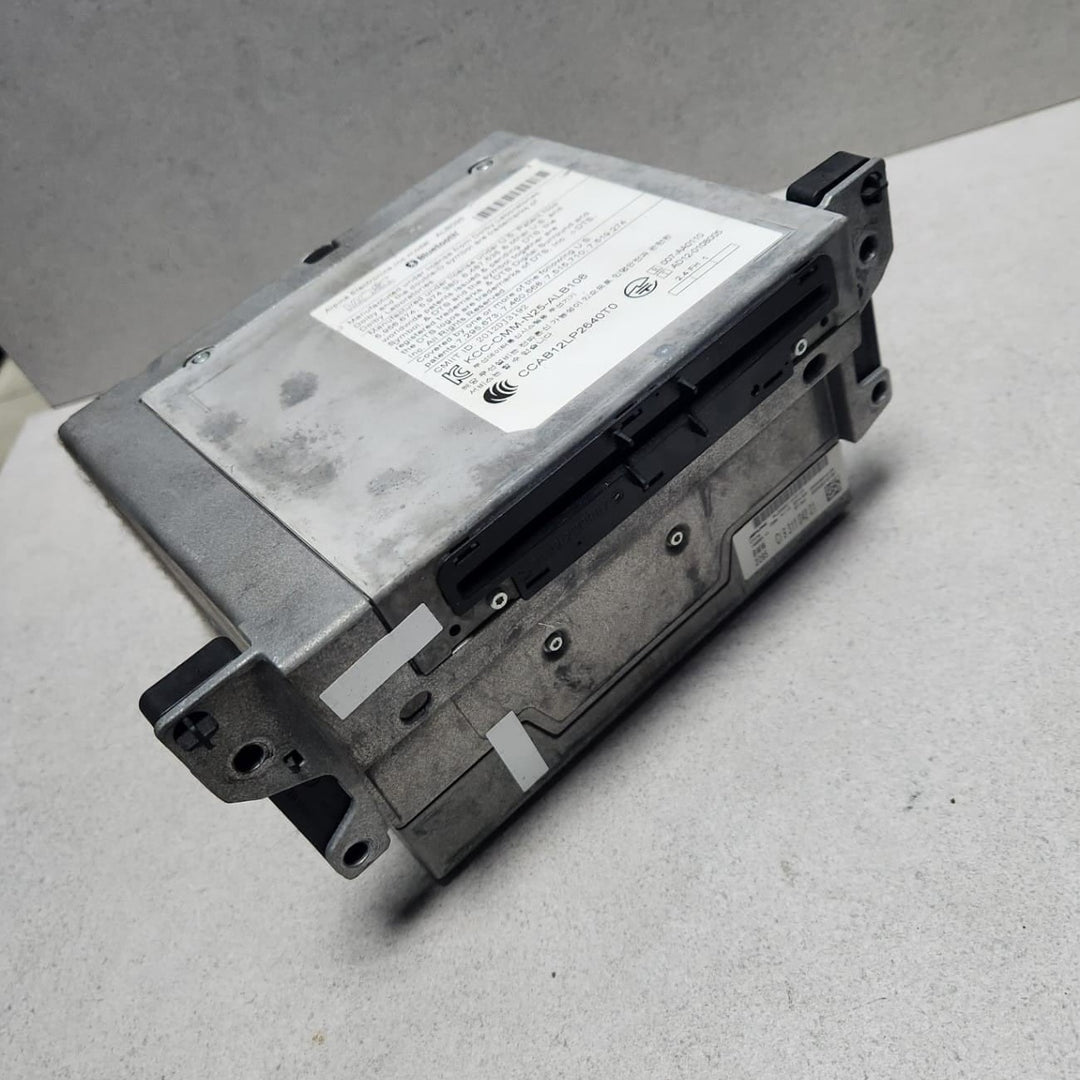 BMW Head Unit Radio Navigation 9311042 F30 F31 F25 and F07 