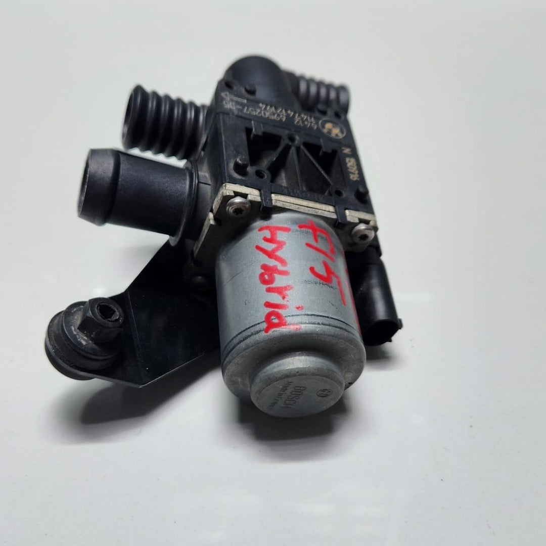 2008-2019 BMW X6 Heater Control Valve 6950257 E70 X5 E71 X6 F15 X5 OEM