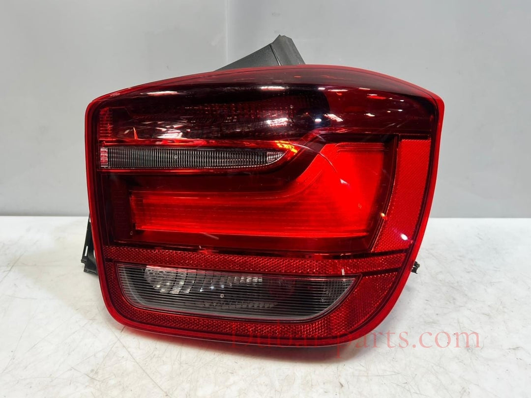 BMW 1 Series  F20 F21 Rear Right OUTER SIDE Rear Tail Light 7241544 OEM