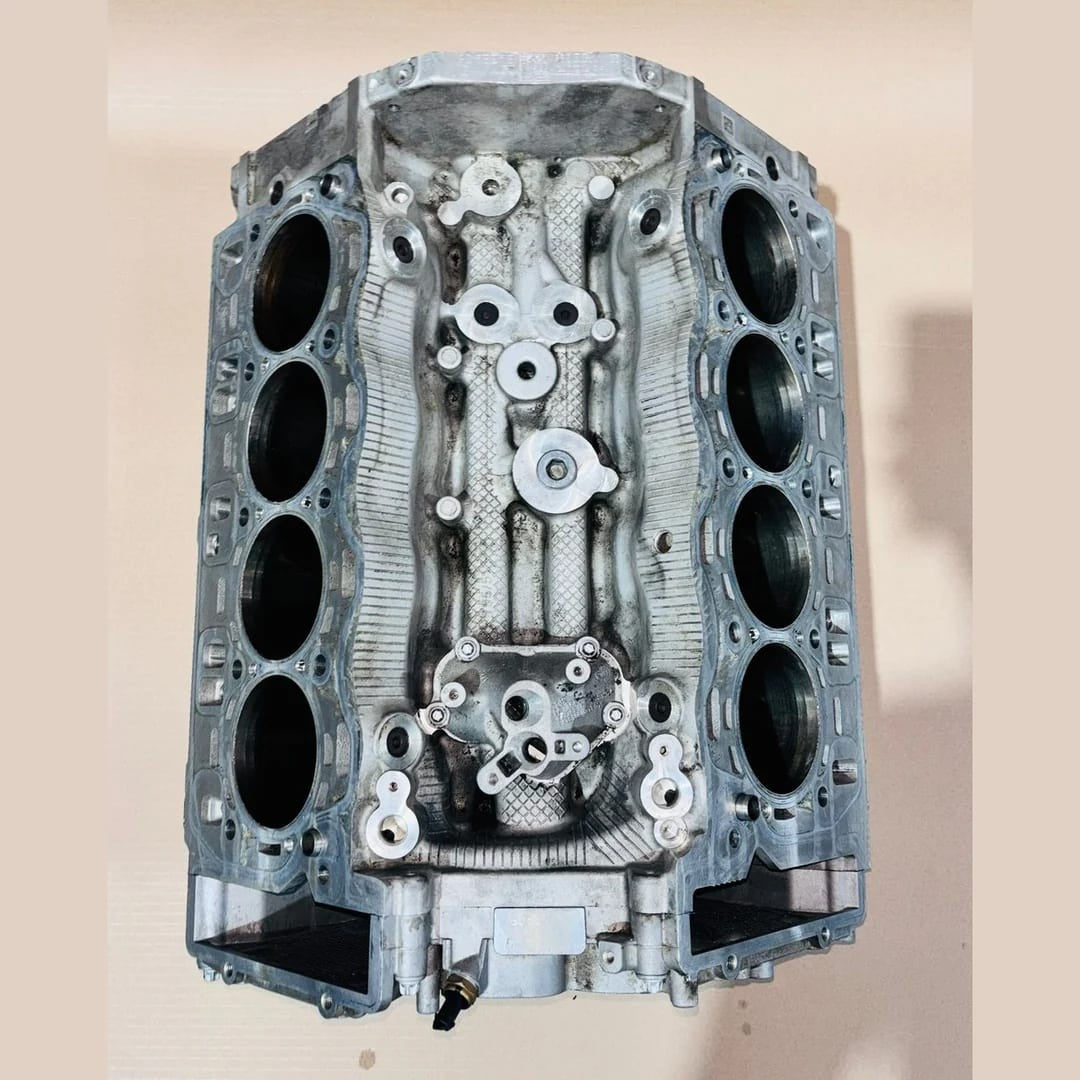 2017-2020 BMW M5 F90 4.4 V8 Engine Block ONLY 8093296 S63B44B 21163518