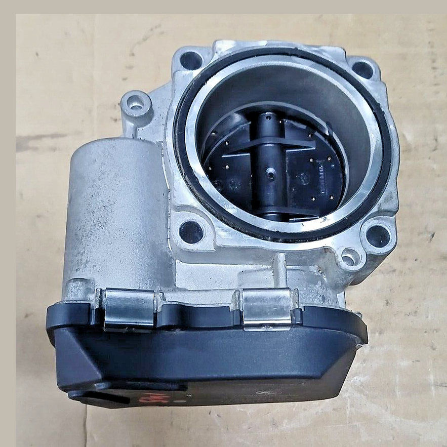 BMW 116i,316i E81 E87 LCI E90 E91 E92 N45, N43 ENGINES THROTTLE BODY HOUSING