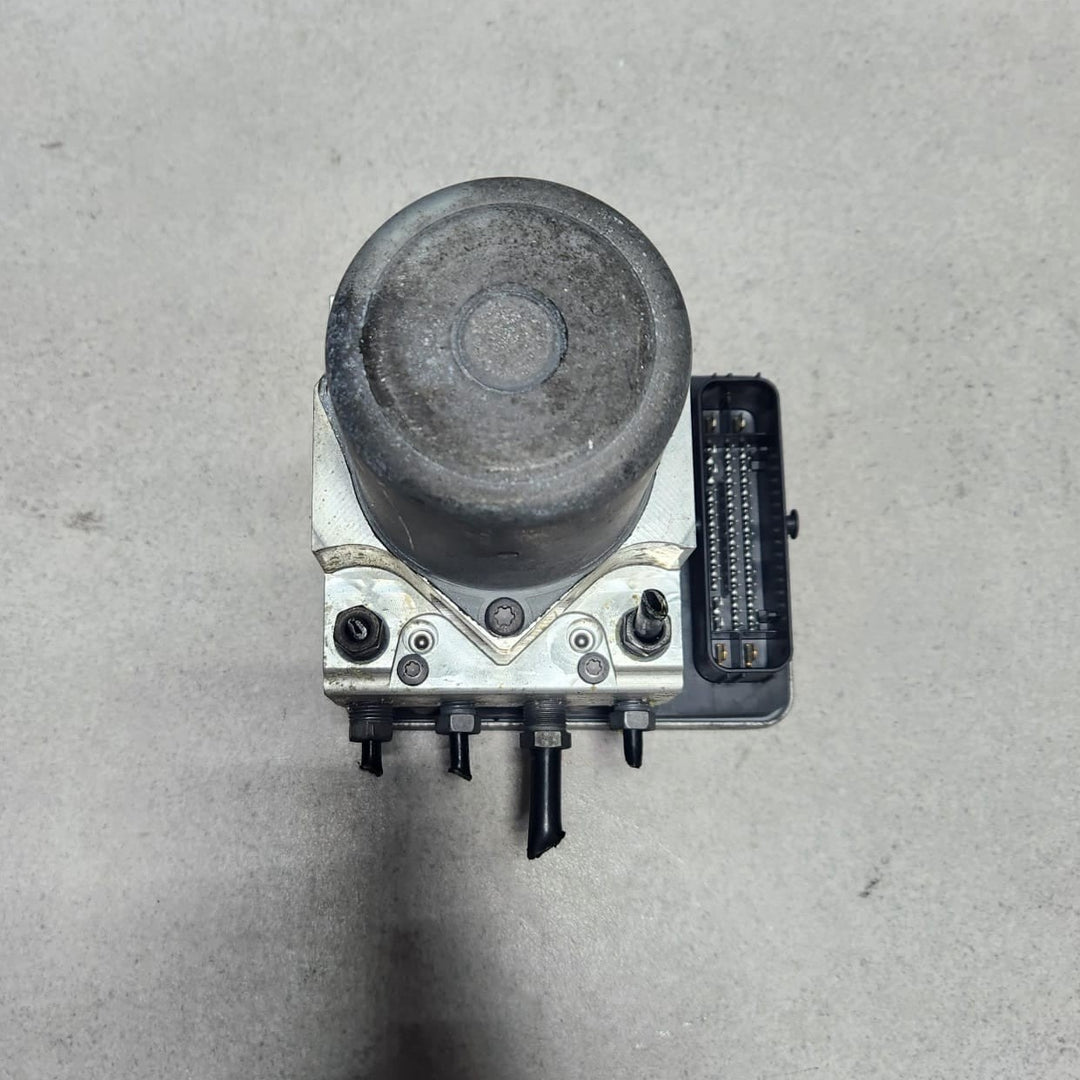 2016-2019 BMW 750i xDrive Abs Pump Module 5A01941 G30 G31 G32 G11 G12 G01 G02