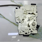Load image into Gallery viewer, Genuine Mercedes-Benz Vito W447 Rear Sliding Actuator Door Lock A447 7302902 OEM