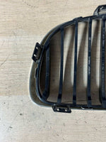 قم بتحميل الصورة إلى عارض الصور، BMW 1 Series E81 E82 E87 LCI E88 Grille Chrome Frame Right O/S 7166440