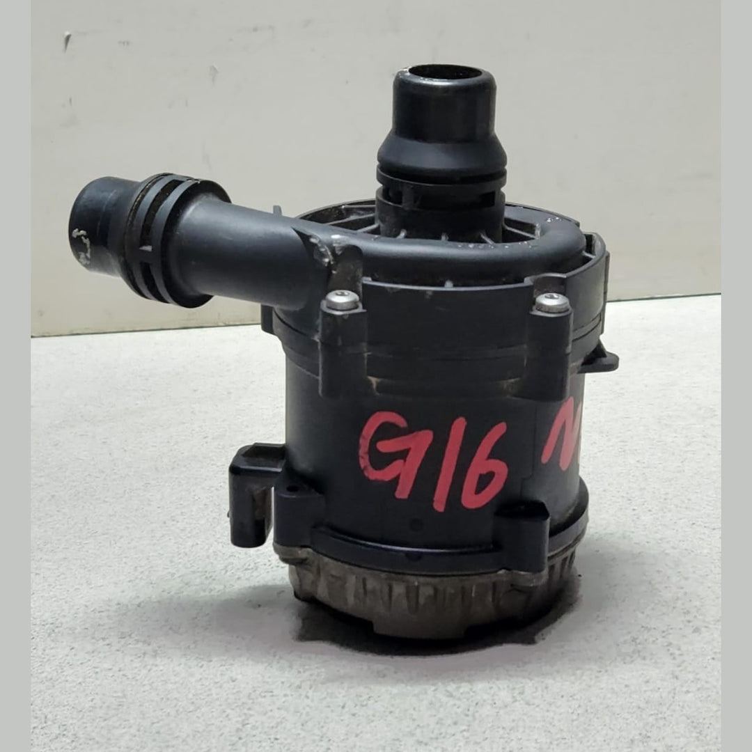 BMW Auxiliary Water Pump Electric 8638237 5 Series G30 8 Series G15 OEM
