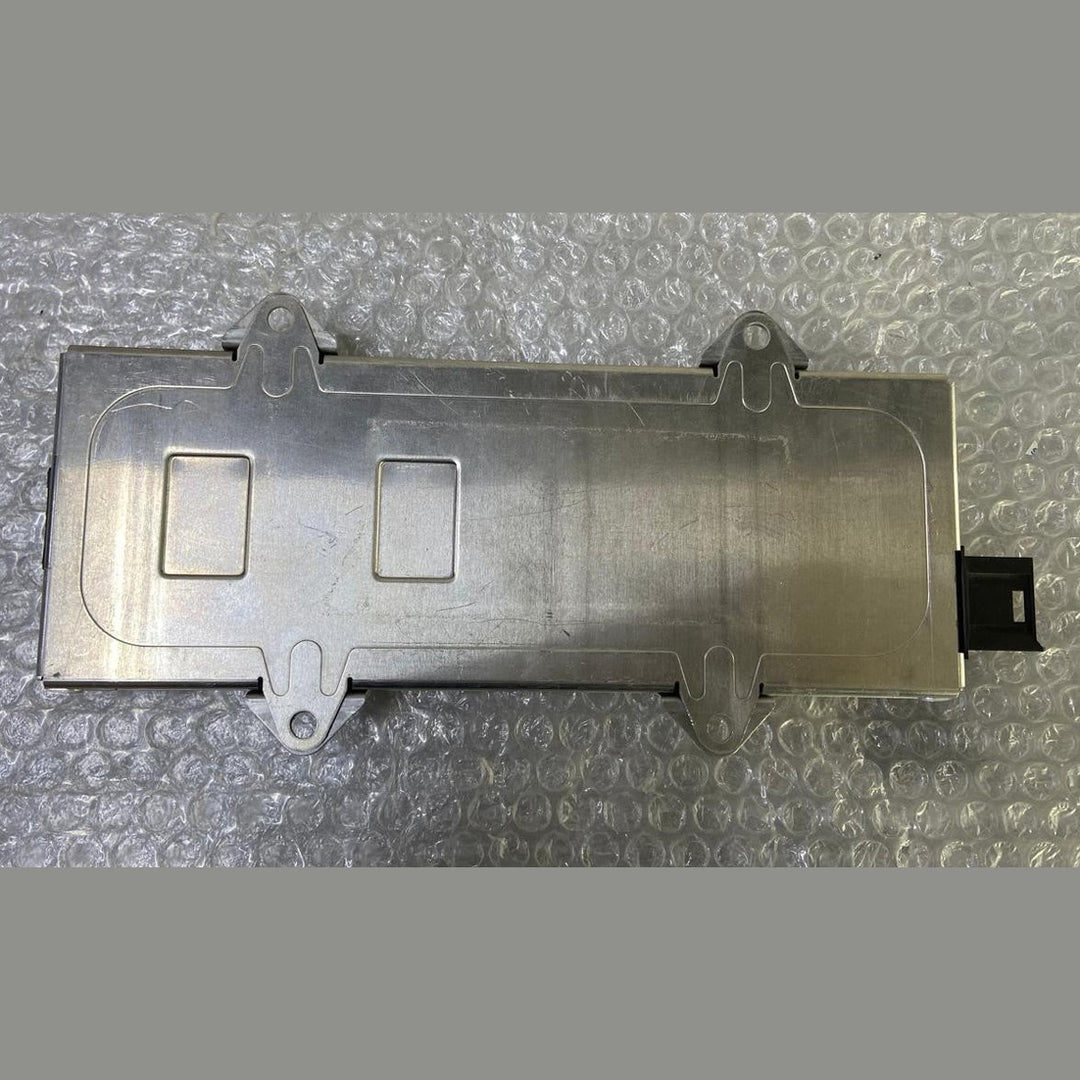 OEM BMW E65 E66 7 Antenna Tuner Aerial Amplifier Unit 6963755