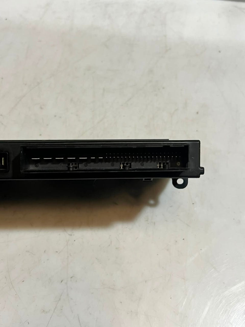 BMW 528i F07 5 Series GT M6 535i Body Control Module BCM Junction Box 9228495