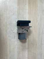 Bild in die Galerieansicht laden, BMW 520d F11 Touring ABS ESP System Block Hydraulic Block Control Unit 6881305