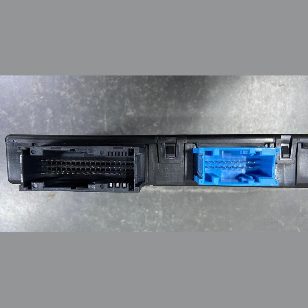 OEM BMW 5 6 7 SERIES F10 F11 F06 F13 F01 CENTRAL GATEWAY MODULE 9380323