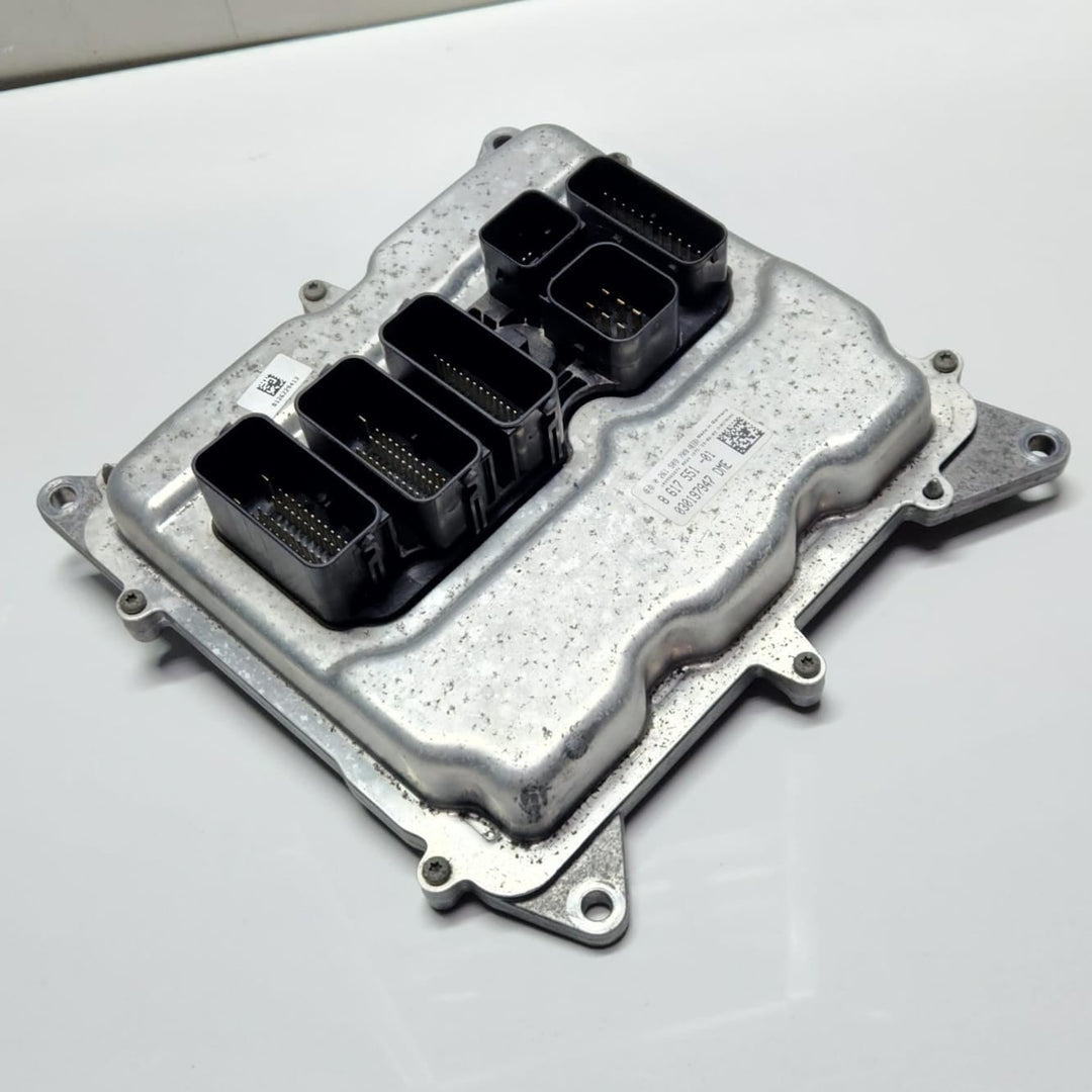 2015-2019 BMW 520i Engine Control Unit 8617551 5 Series 2.0 520i 