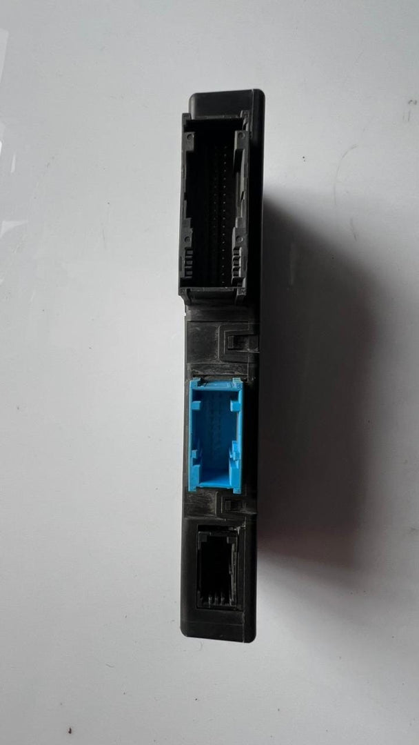 2011-17 BMW X3 Central Gateway Control Module 9282286 F25
