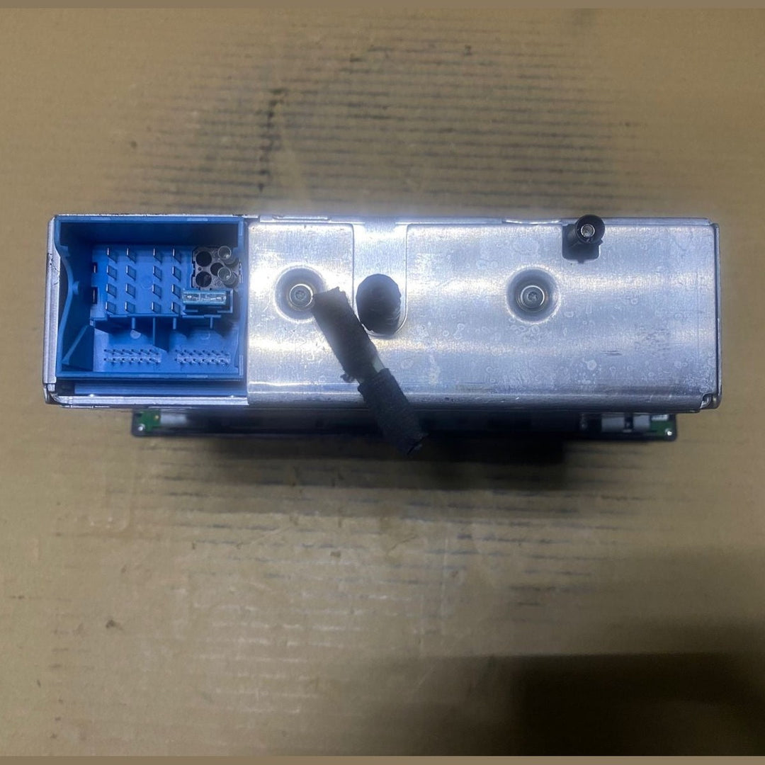 BMW Radio Professional CD Player 9231928 E81 E82 E87 E88 E90 E91 E92 E93 1 Serie