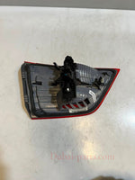Bild in die Galerieansicht laden, 2011-2017 BMW X3 F25REAR Inner Tail Light Right SIDE 7217310 OEM