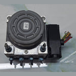 Load image into Gallery viewer, 2014-2015 BMW 320i Anti Lock Brake Pump Module 6869726