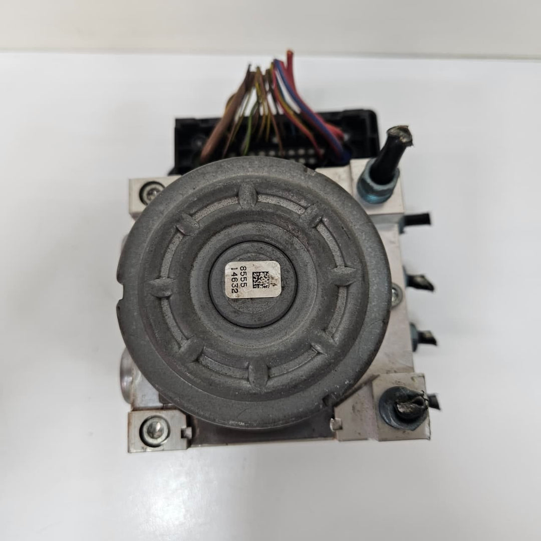 2012-2016 BMW 3-Series F30 328i 320i ABS Pump 6861376 USED