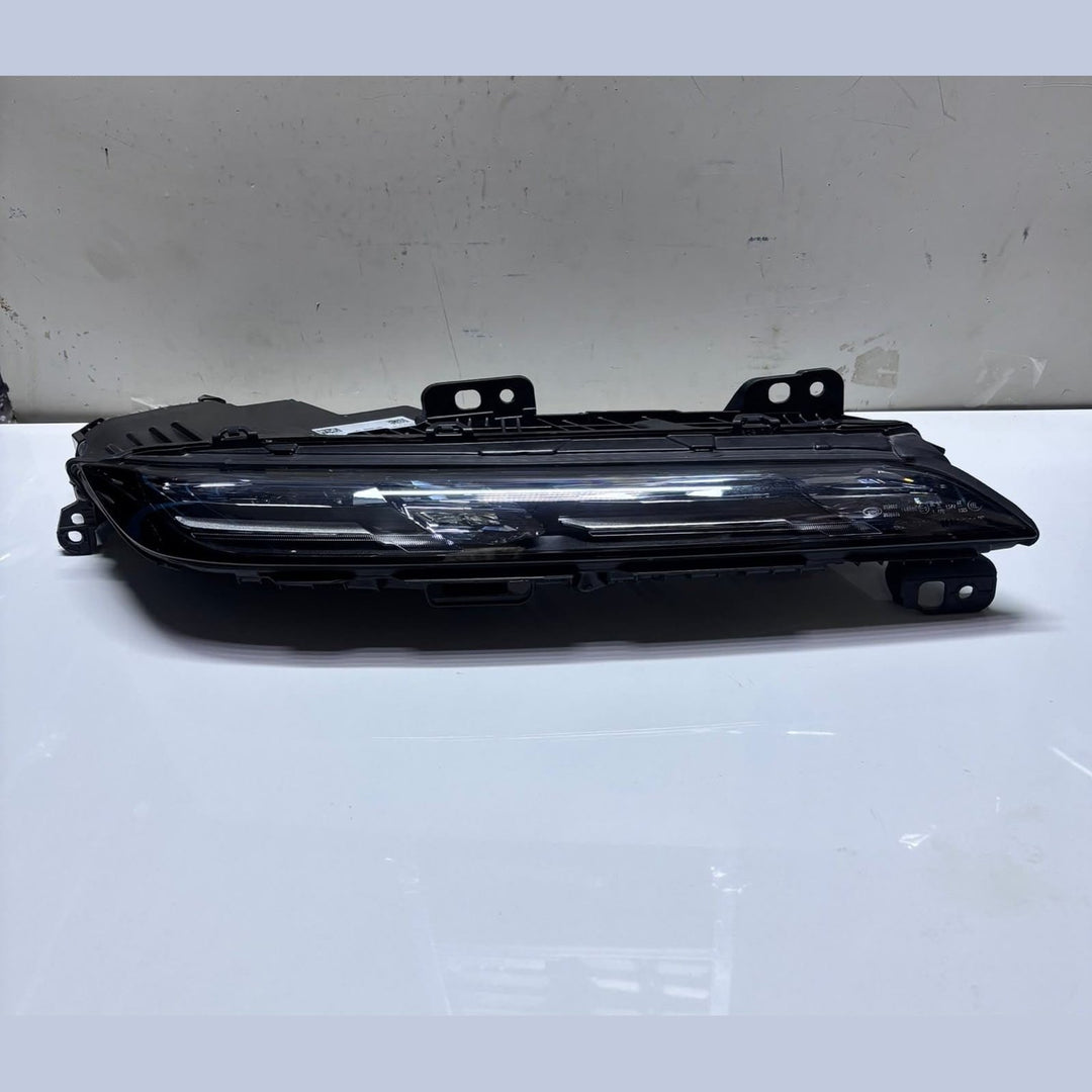 Genuine 2023-2025 BMW i7 Headlight Upper CRYSTAL 9879936 7 Series G70 i7 