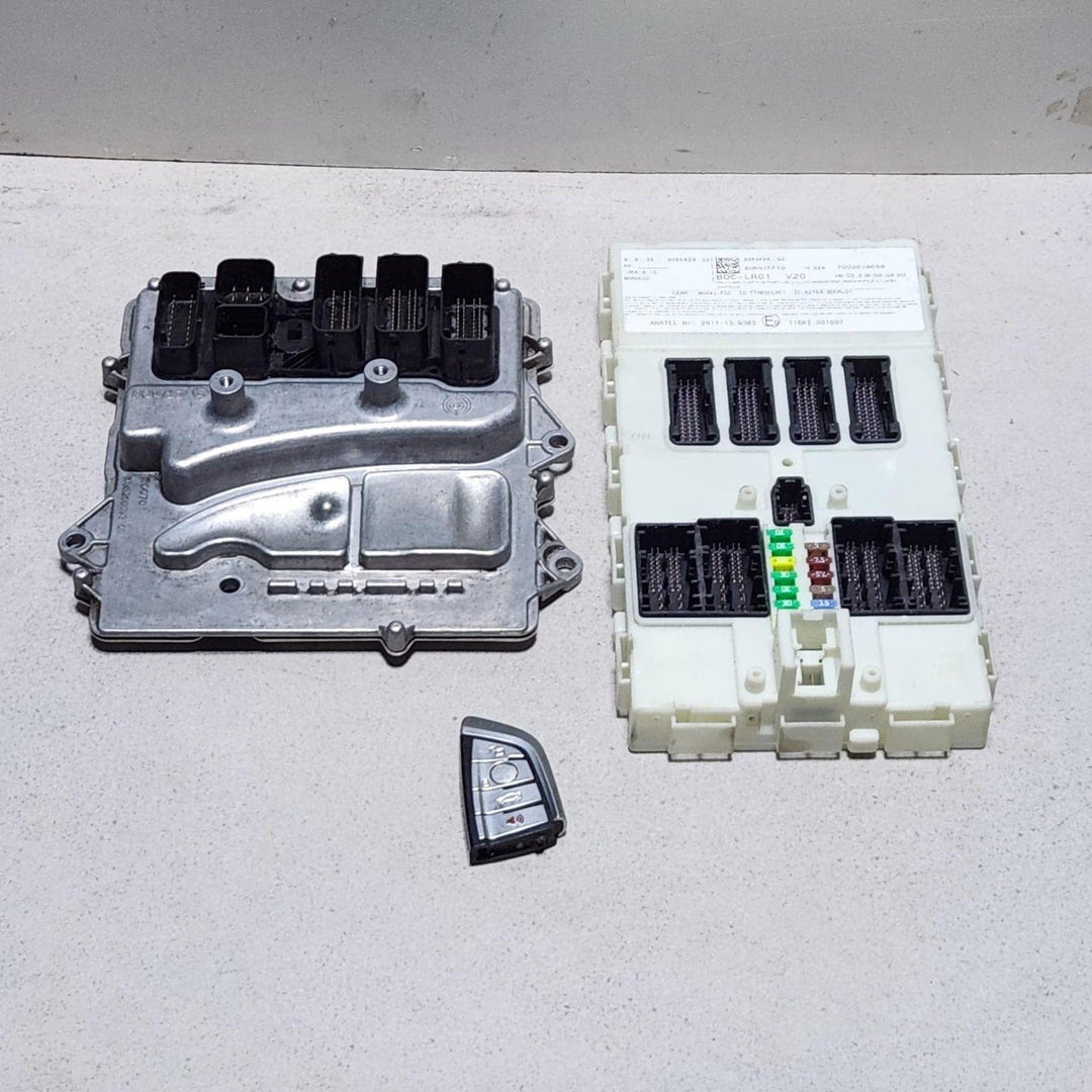 2014-2016 BMW F15 X5 3.5I Engine Control Module 8639582  N55 GASOLINE ECU SET