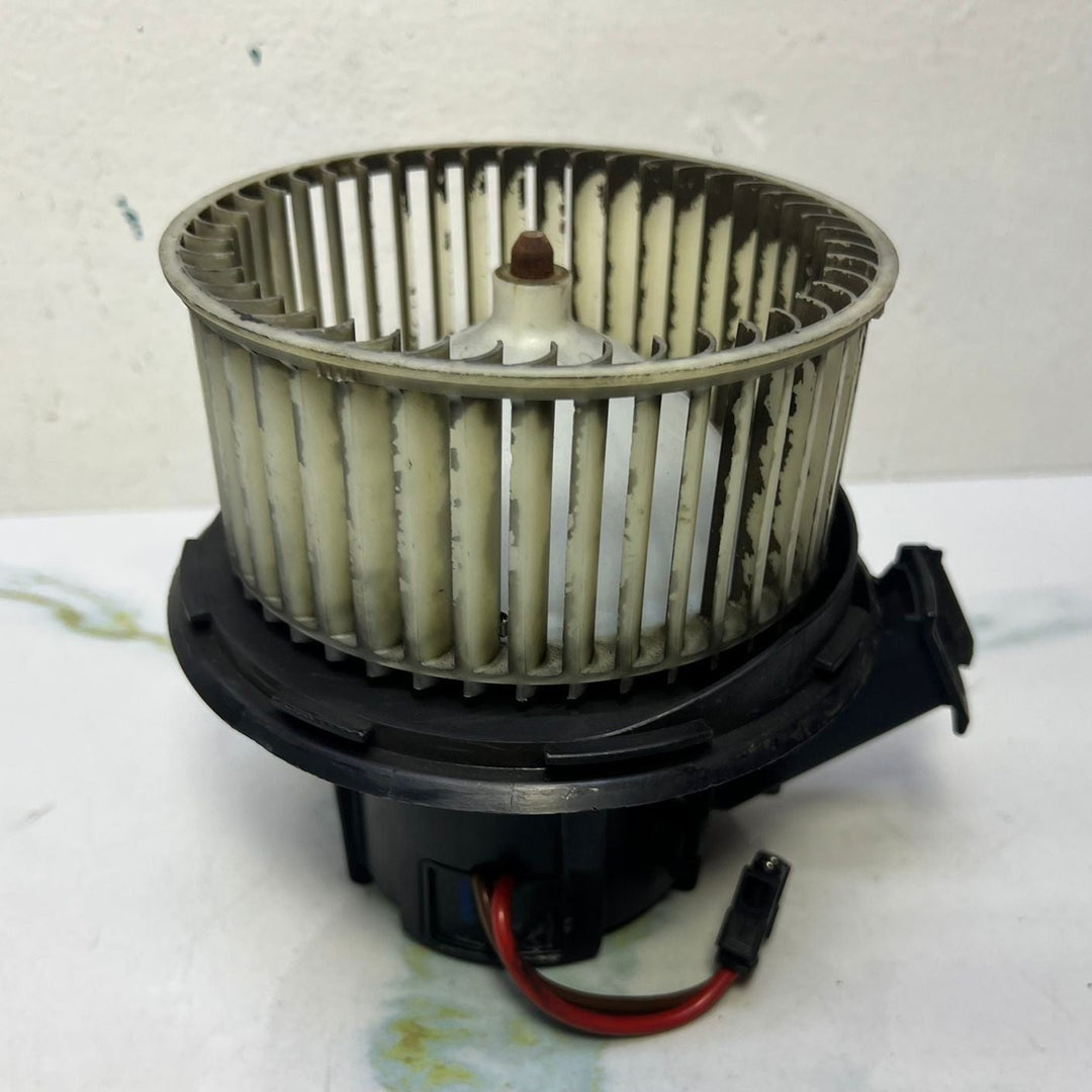 11-20 Mercedes W204 W212 C250 C350 E550 AC A/C Heater Blower Motor Fan OEM