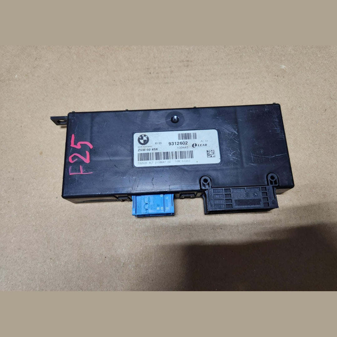 2009-2019 BMW X3 Central Gateway Module 9312602. X3 F25,ZGW-02. F25 X3