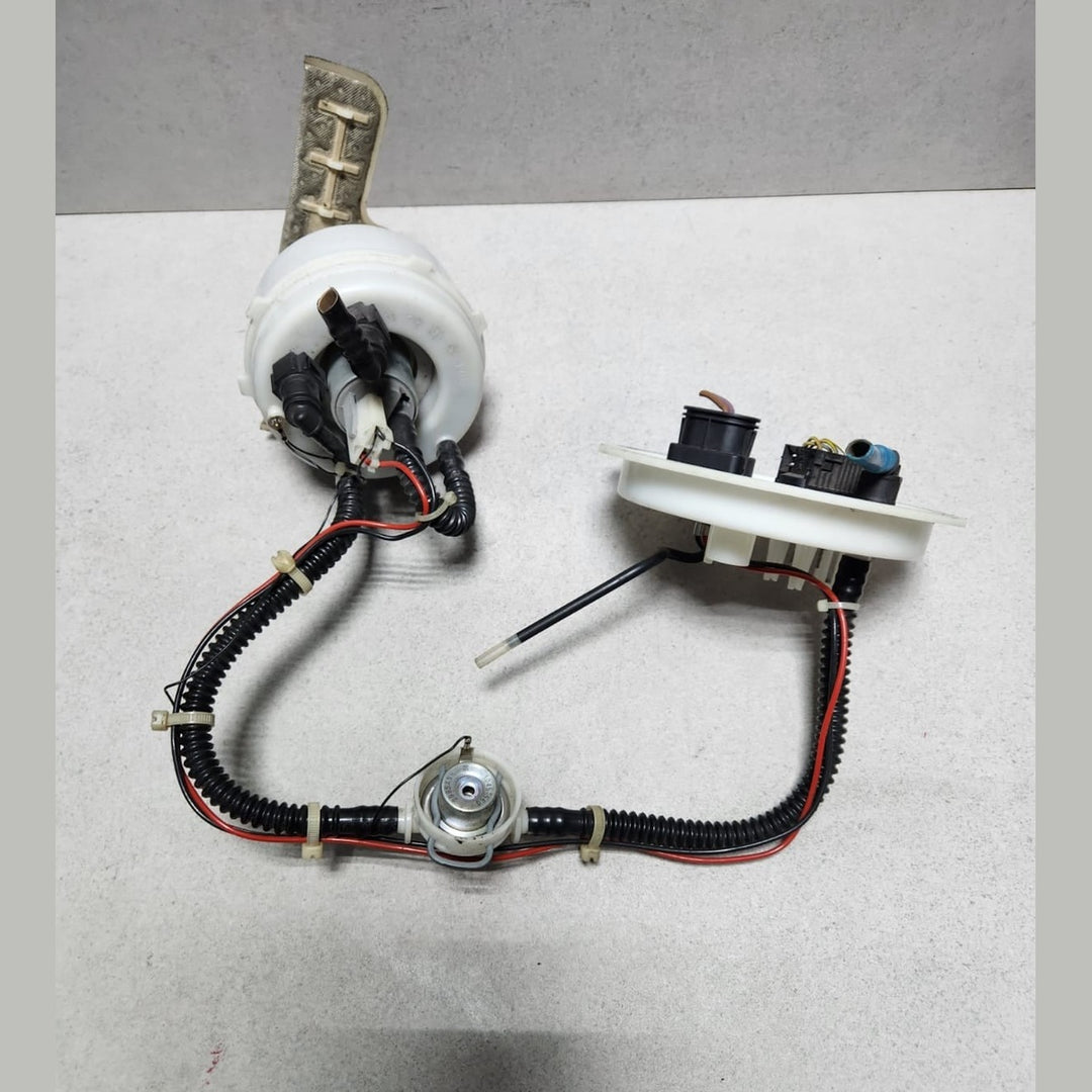 BMW Fuel Feed Unit 7260640 6 Gran Coupe F06 3 Series and 6 Series