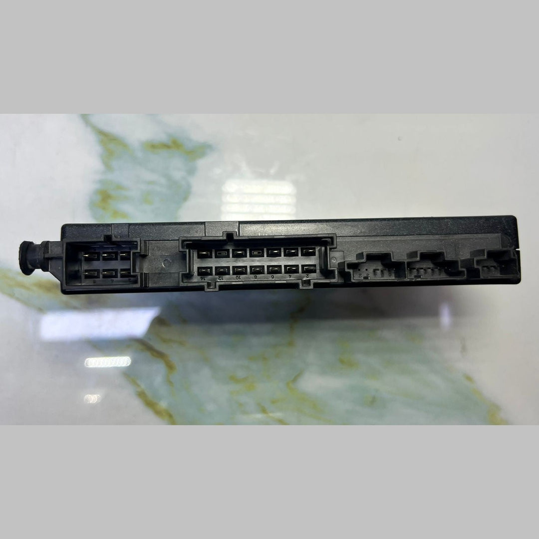 Mercedes W211 E-Class Front Passenger Side Seat Control Module A211 8705026 OEM