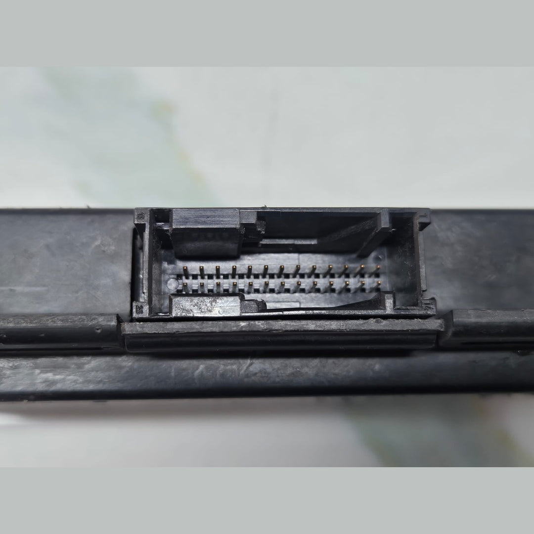 2013 BMW X5 E70 and X6 E71 FRM3R Footwell Light Control Module 9308373 OEM