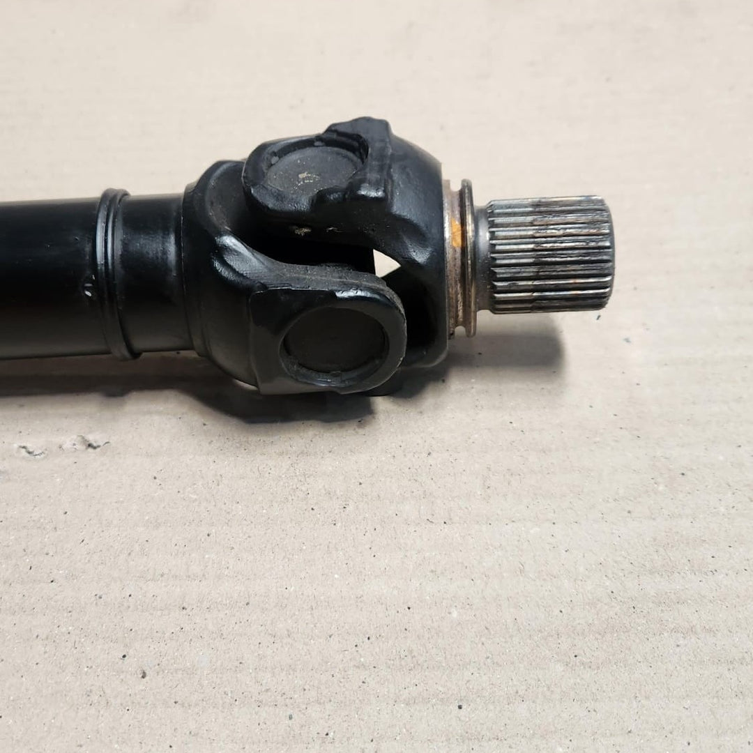2008-2019 BMW X5 X6 F15 F85 X5M E70 E71  F16 X6M Front Driveshaft 8605866 
