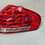 Bild in die Galerieansicht laden, 7177070-2008-2010 BMW 6 Series E63 E64 LCI M6 Rear Right Tail Assembly LED OEM 