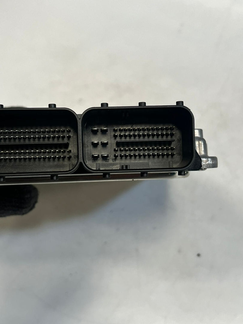 2014 BMW X4 F26 30DX N57N Engine Control Unit ECU SET DDE+CAS4+1KEY 8582802