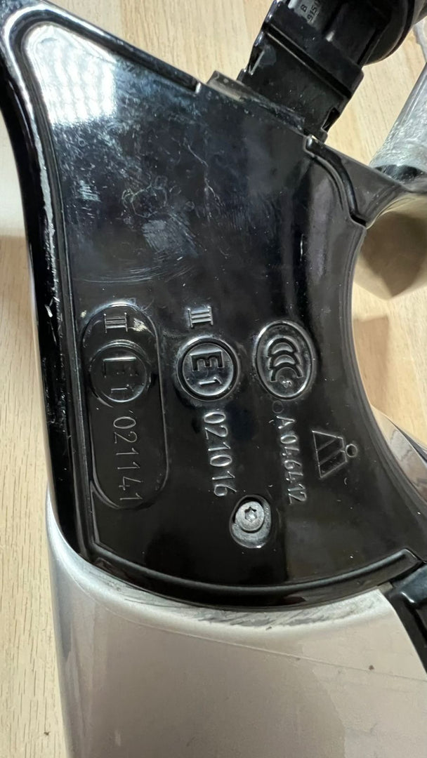 2010-2016 BMW F10 528i RHD Front Door Electric Wing RIGHT Mirror F0153404U6680