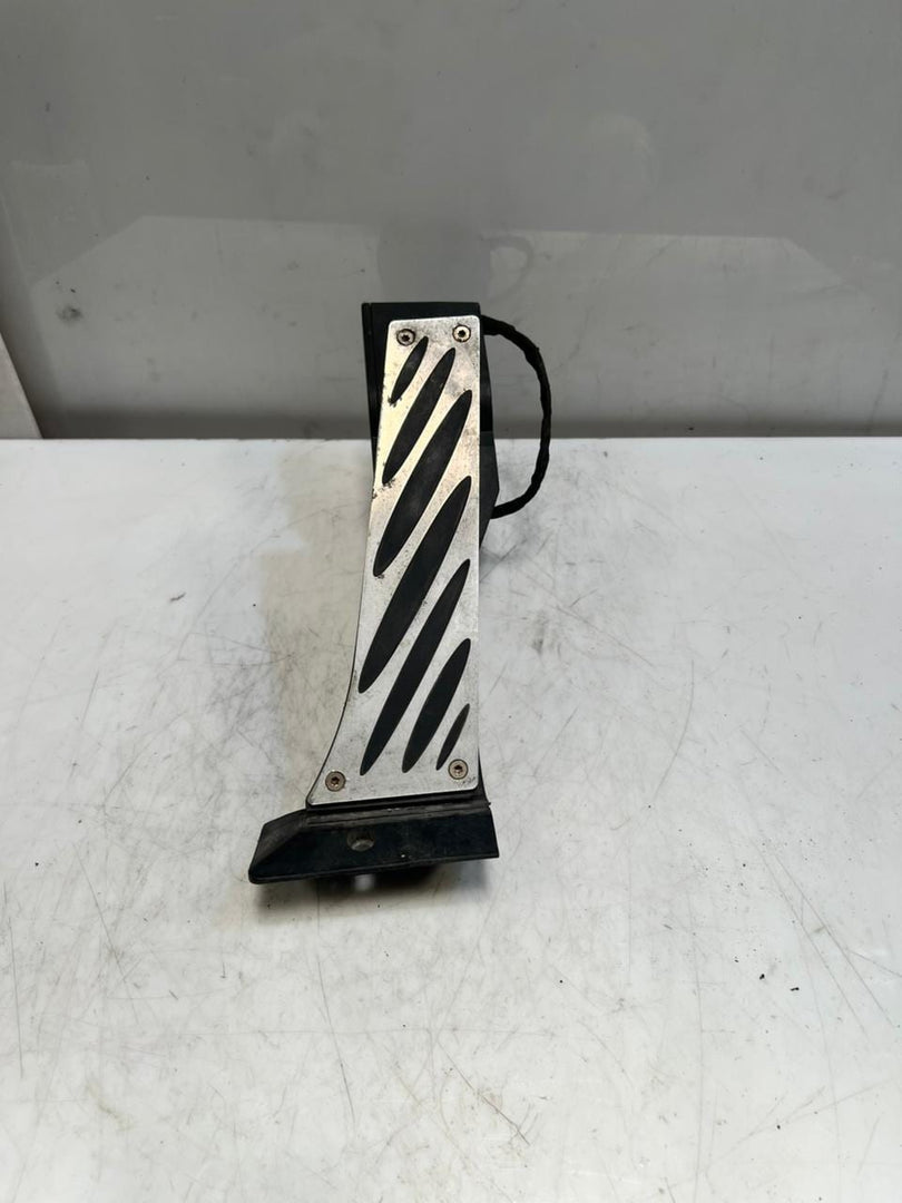 2007-2013 BMW 5 6 3 Series E63 E64 328i E60 E90 Accelerator Pedal 6772645 OEM