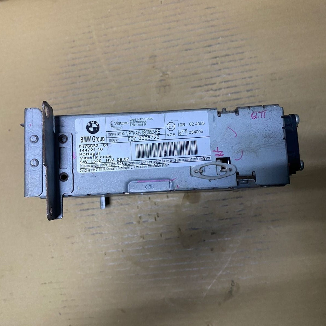 BMW OEM 5 Series E60 CD Player 9176832 2007-2010