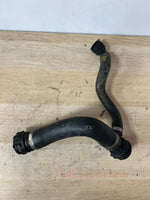 Bild in die Galerieansicht laden, 08-19 BMW E70 F71 F16 F15 X5 3.0L ENGINE COOLANT RADIATOR UPPER HOSE TUBE OEM