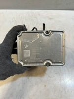 Load image into Gallery viewer, 2012 BMW X3 F25 ABS DSC Brake Pump Module 6859757 OEM