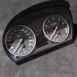 Bild in die Galerieansicht laden, BMW 3 E90 E91  SPEEDOMETER / INSTRUMENT CLUSTER - 9242344