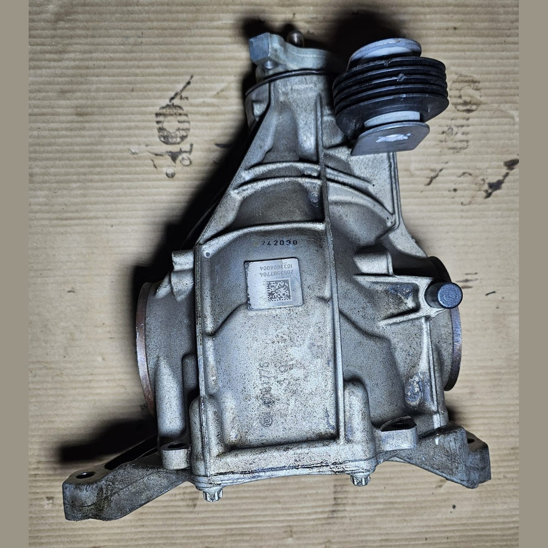 Mercedes-Benz Rear Axle Gear Differential A2053507704 W253 GLC 350E 4MATIC 3.266