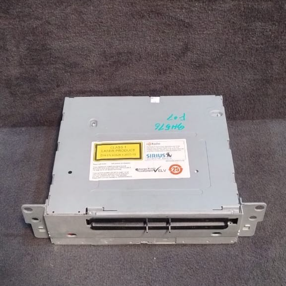 OEM BMW 5 F10 F11 HU CIC MID AUDIO CD PLAYER SYSTEM CONTROLER - 9273570