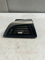 Load image into Gallery viewer, BMW F20 F21 F22 F23 F87 M2 Dashboard Air Vent Right SIDE 9205356 OEM