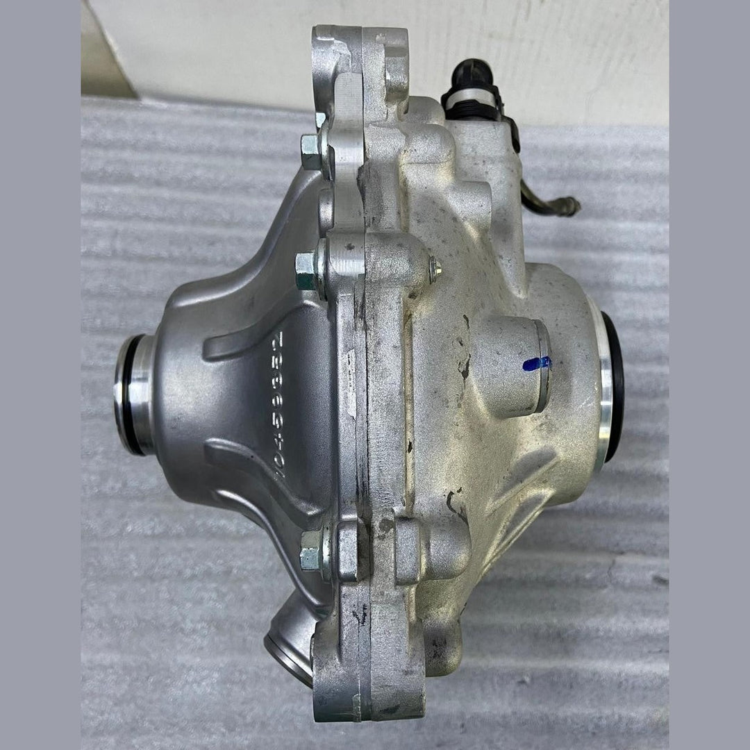 OEM BMW G01 G45 G02 G05 G06 Front Axle Gearbox I=3,385 Differential 8850592