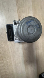 Load image into Gallery viewer, 2016-2019 BMW G11 G12 740i Abs Hydraulic Control Unit 6882933 OEM