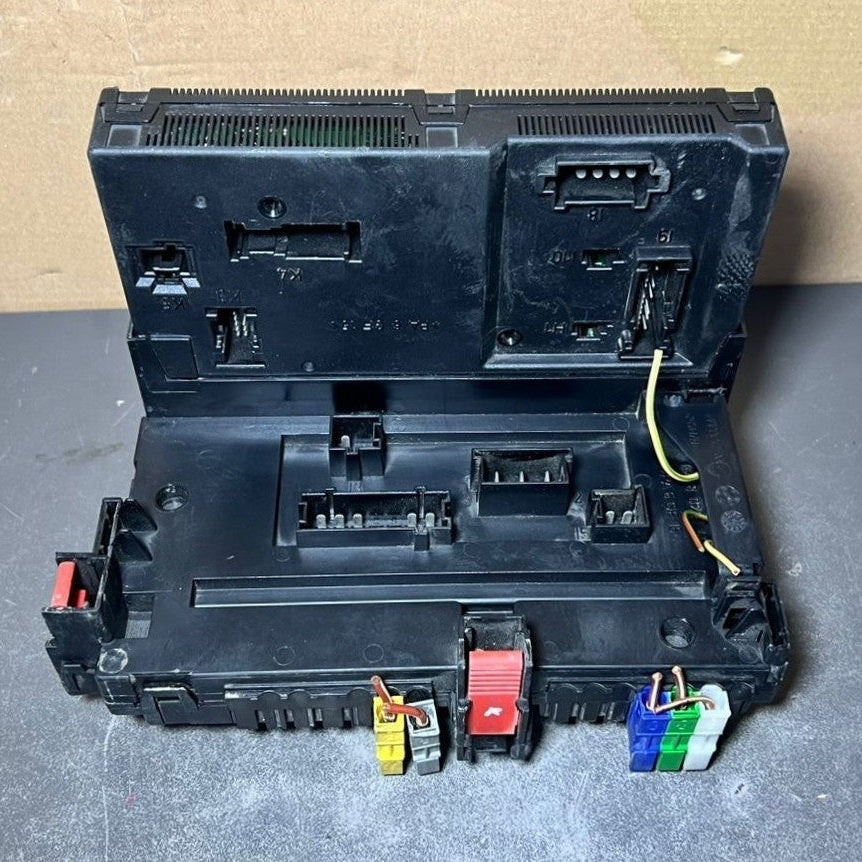 Mercedes Benz W221 Rear Sam Fuse Box Relay Control A221 9006902 \ A221 9003602