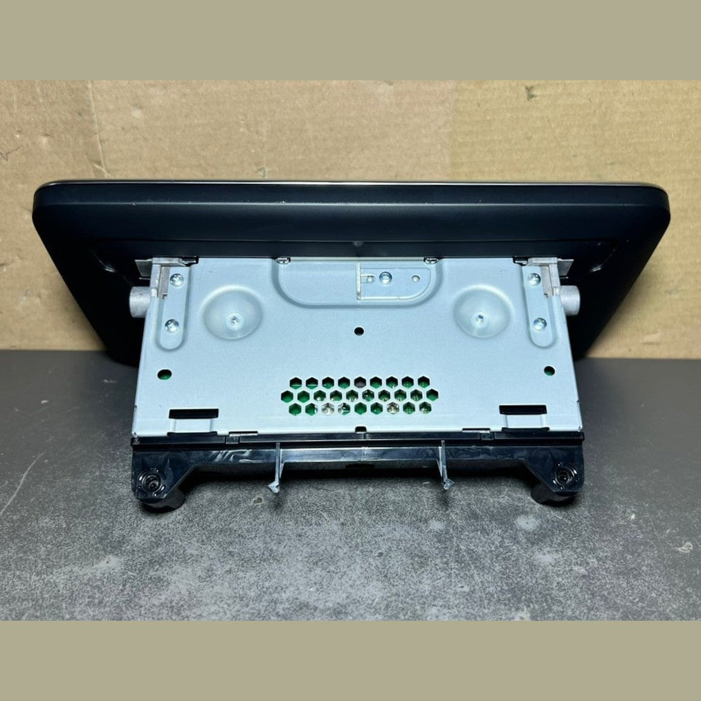 14-18 Mercedes-Benz W205 C-Class Navigation Display Screen Monitor A205 9002211