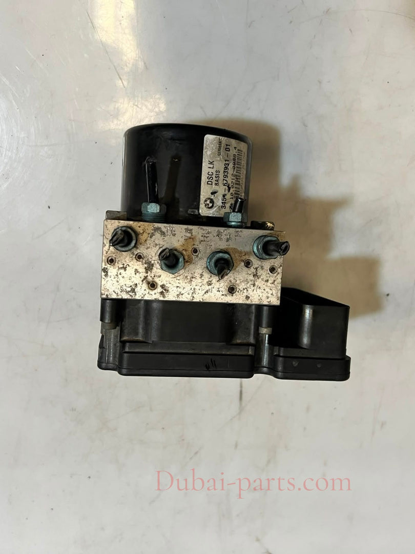 2012-2013 BMW F30 3 Series including 320i 328i Abs Pump Control Module 6793936