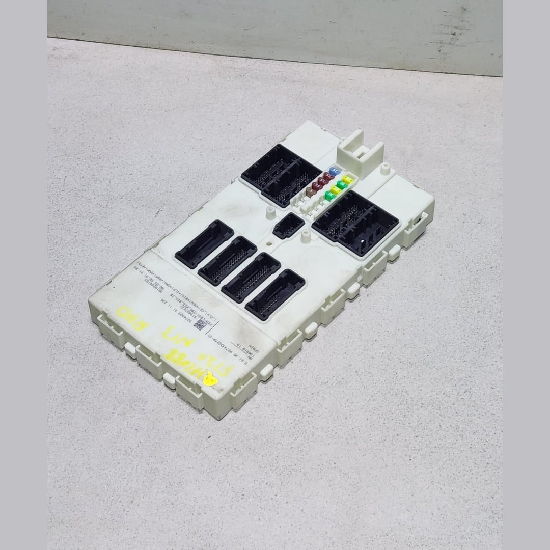 BMW 1 F20 F21 Comfort/Convenience Module 9274029 1 Series F20 F21