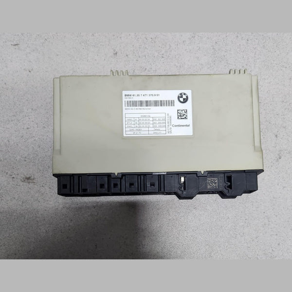 2017-2019 BMW 530i Front Memory Seat Control Module 7471370 G30 G31 G32 G11 G12