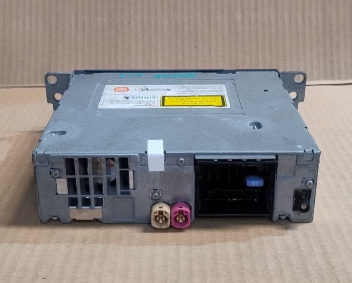 GENUINE OEM BMW X3 F25 F07 BUSINESS CD RADIO HEAD UNIT STEREO PLAYER - 9258265