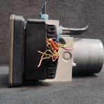 Load image into Gallery viewer, BMW F15 F16 X5 ANTI - LOCK BREAKING SYSTEM ABS DXC9 ACC -6884733 -6884734