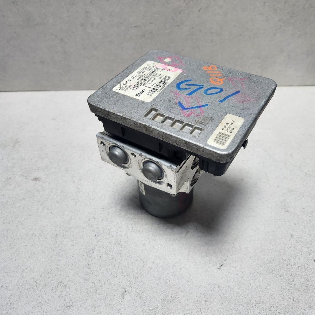 2017-2020 BMW 540i Abs Pump Control Module Unit 6893768 530i  M550i and X3 G01