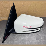 Bild in die Galerieansicht laden, 2010-1012 Mercedes-Benz W204 C-Class Left Side Mirror Foldable W/ Signal Light