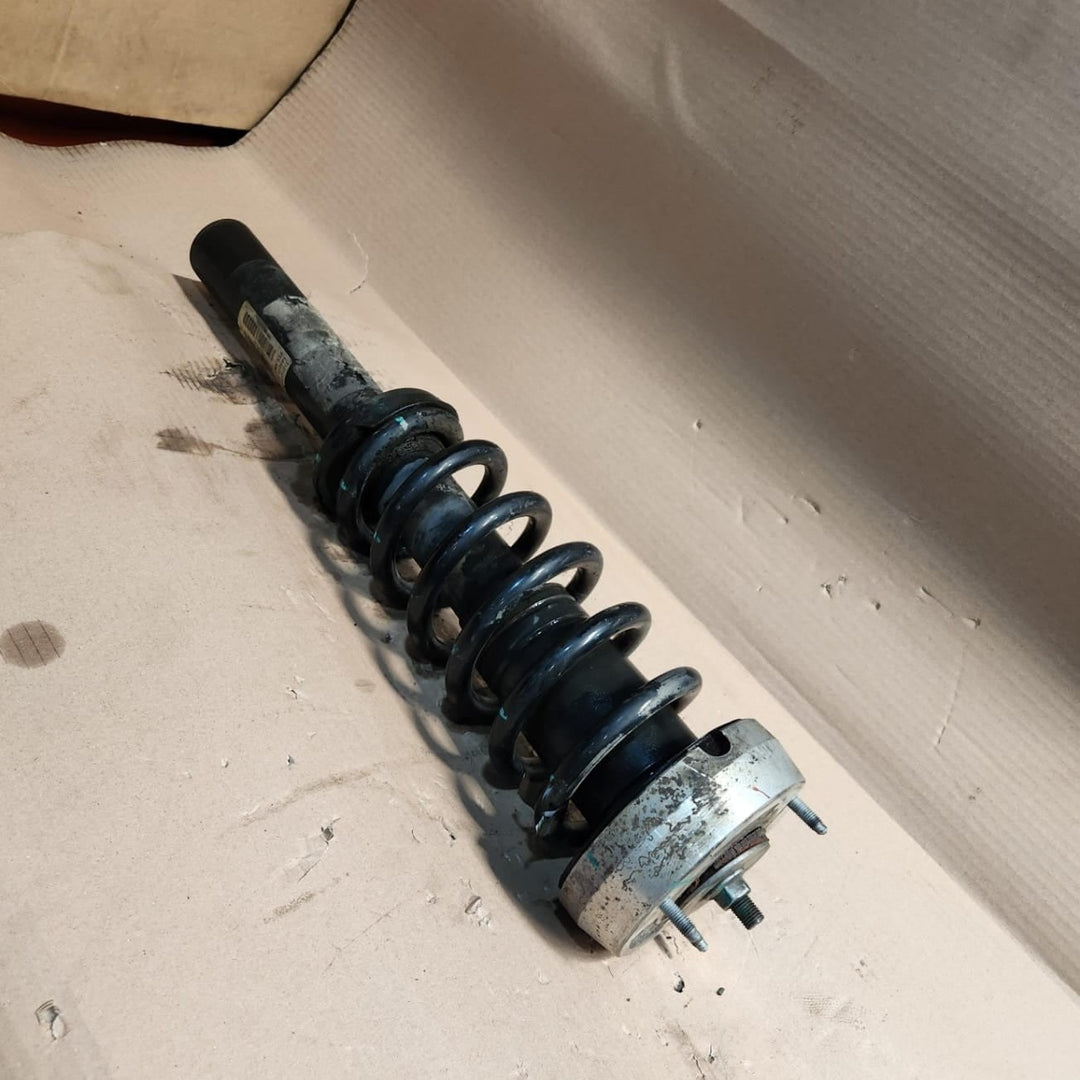 2007-2010 BMW X5 Shock Absorber 6781919 X5 E70 3.0si models